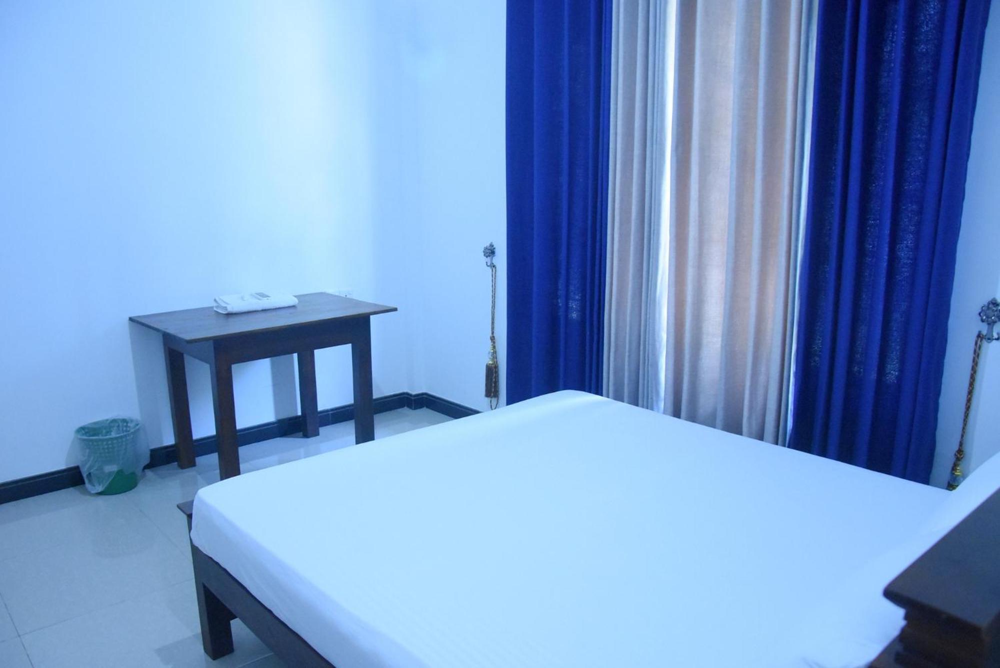 Silverline Guest House Anuradhapura Exterior photo